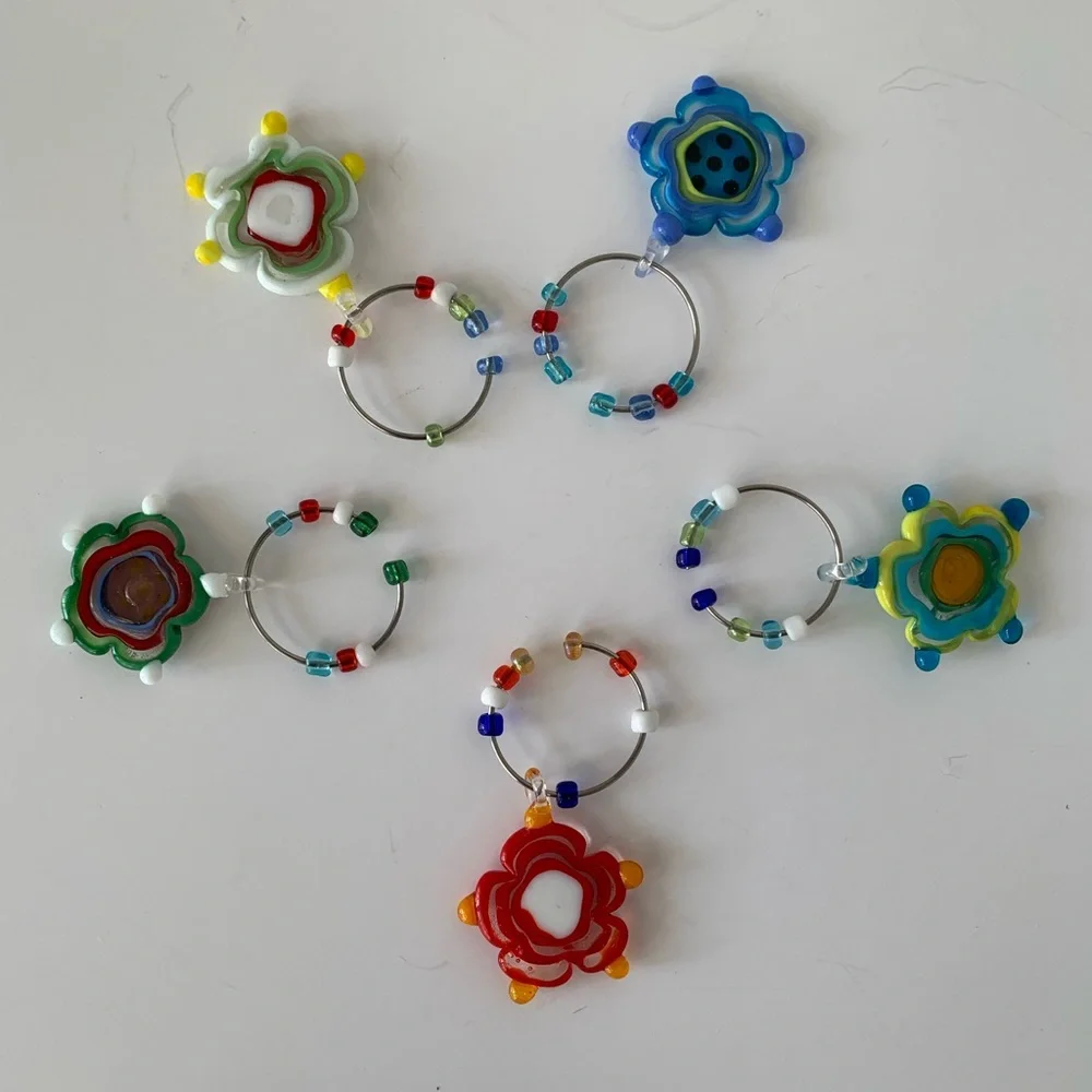 Wine Glass Charms Set of 5 Silvertone Rings Multicolor Beads Designs